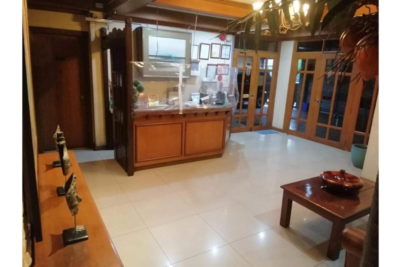 Reddoorz At Casa Marabella Villamonte Bacolod City מראה חיצוני תמונה