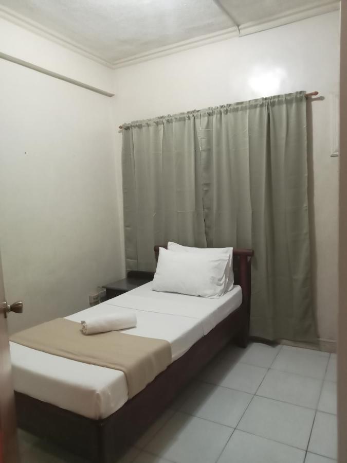 Reddoorz At Casa Marabella Villamonte Bacolod City מראה חיצוני תמונה