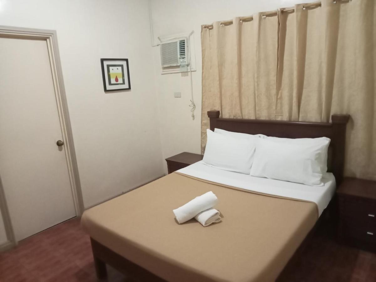 Reddoorz At Casa Marabella Villamonte Bacolod City מראה חיצוני תמונה